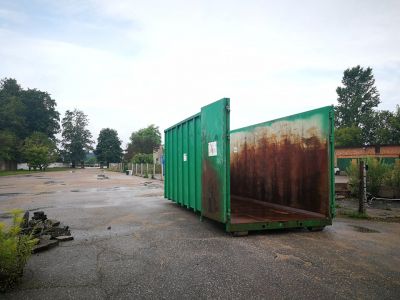Lielgabarīta atkritumu konteiners ir pārvietots uz Liepu ielu 2C
